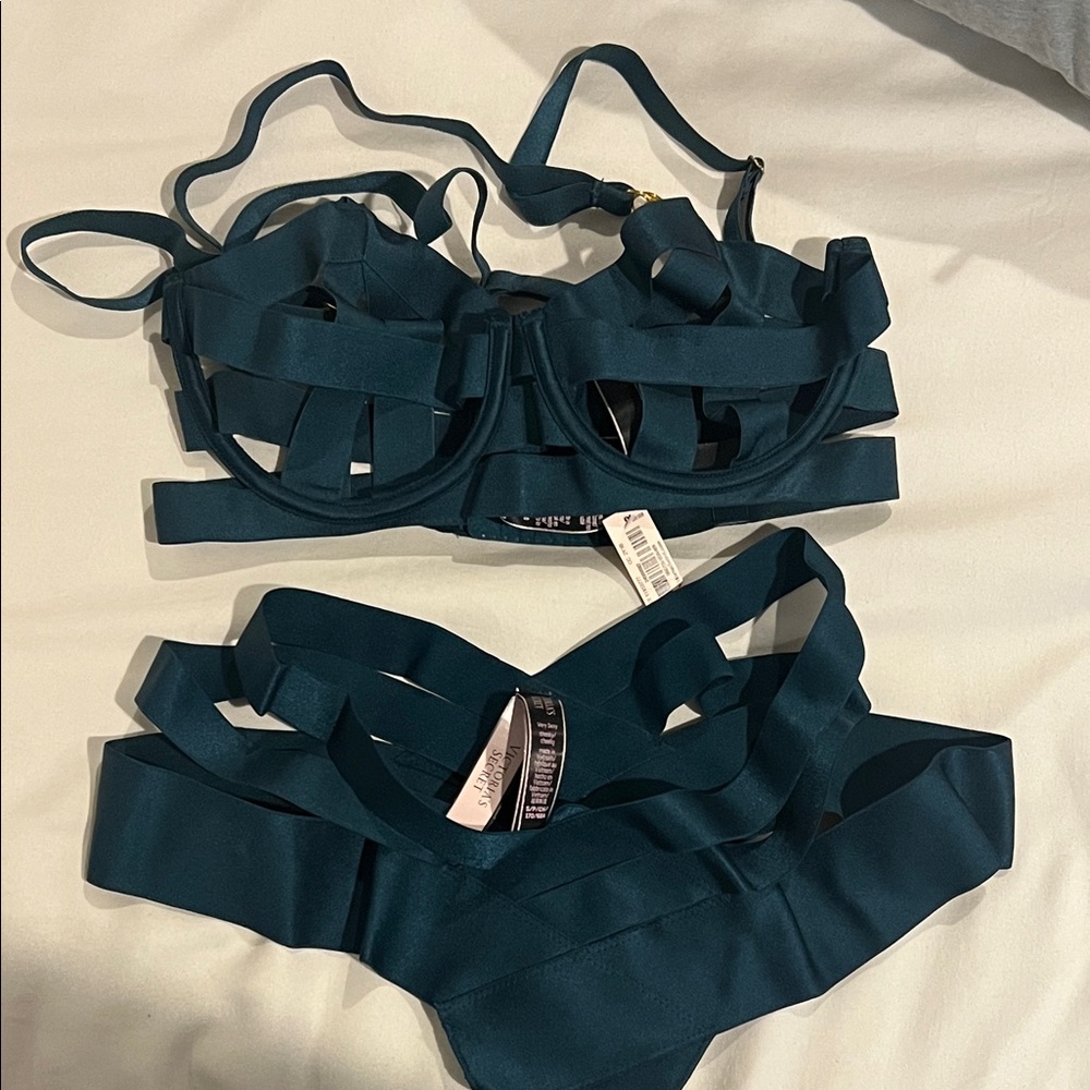 Victoria's Secret Dark Teal Strappy Bra Set